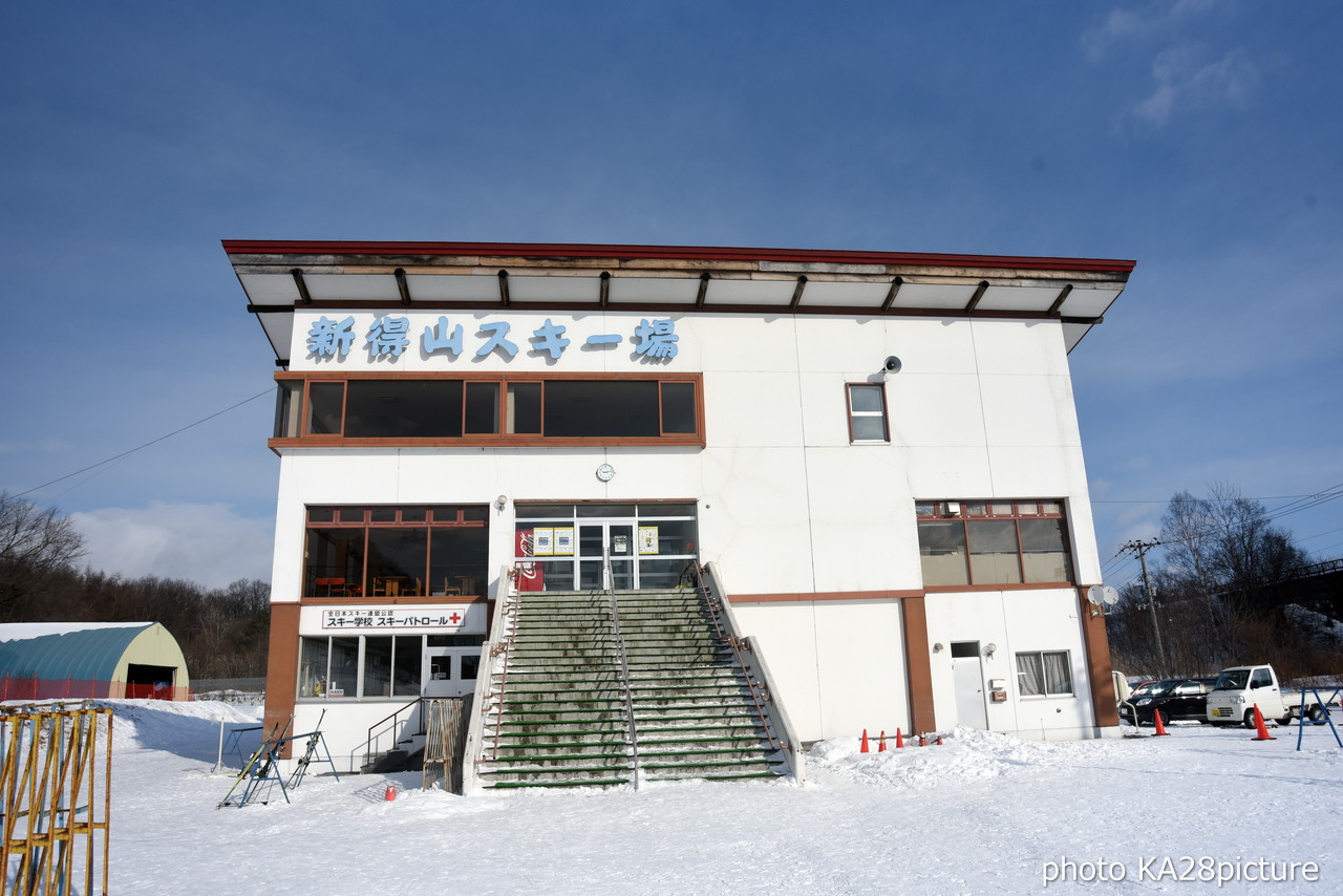 新得町・新得山スキー場　雪不足の今冬。待望のリフト営業開始！今後の降雪に期待しましょうo(^-^)o